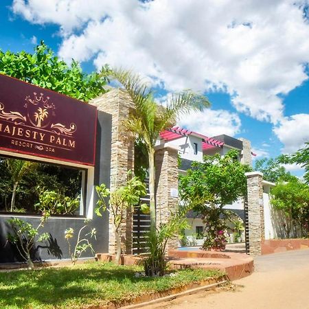 Majesty Palm Resort Mahajanga Exterior photo