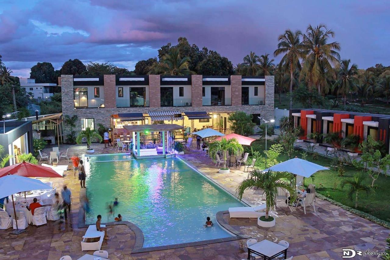 Majesty Palm Resort Mahajanga Exterior photo