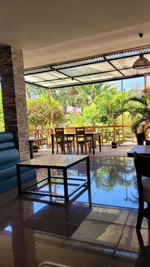 Majesty Palm Resort Mahajanga Exterior photo